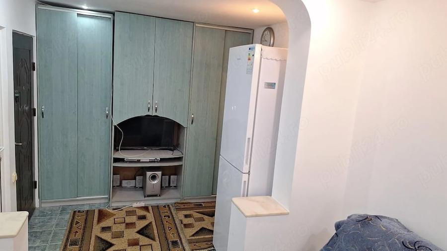 Apartament cu 2 camere decomandat în Autogară