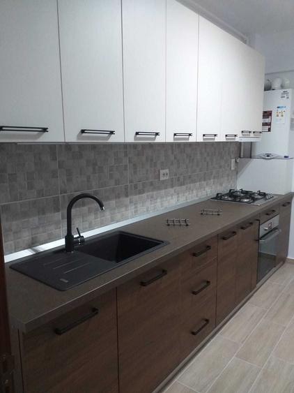 Apartament cu 2 camere decomandat în Păcii