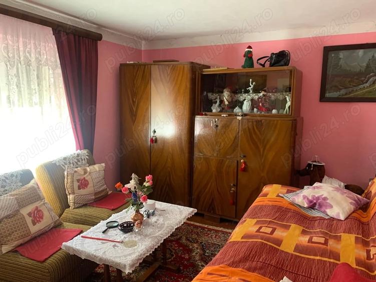 Casă cu 3 camere cu Teren 439 Mp în Central