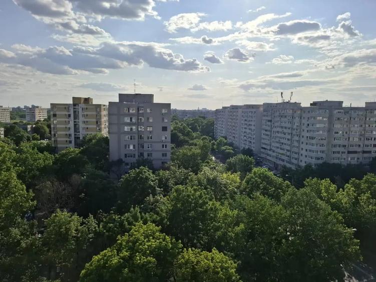 Apartament cu 2 camere semidecomandat în Titan