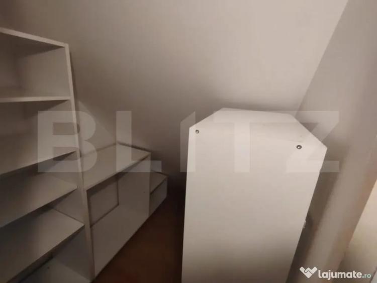 Apartament cu 3 camere decomandat în Bulgaria