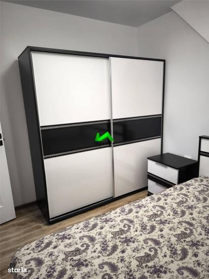 Apartament cu 3 camere semidecomandat în Vasile Aaron