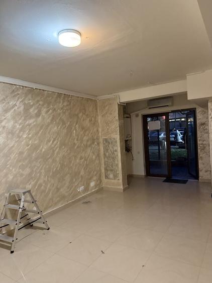 Spațiu comercial, de 30 mp, în Central