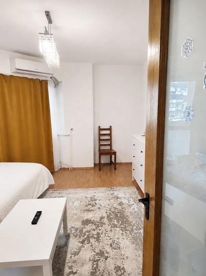 Apartament cu 2 camere decomandat în 13 Septembrie