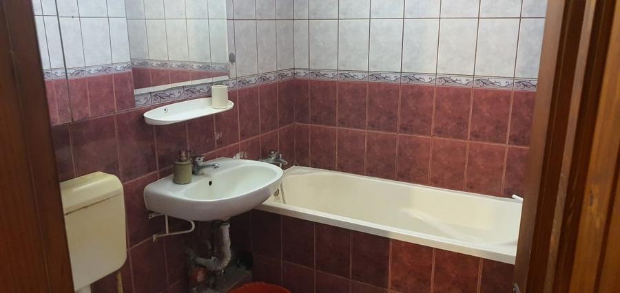 Apartament cu 3 camere, mobilat în Soarelui