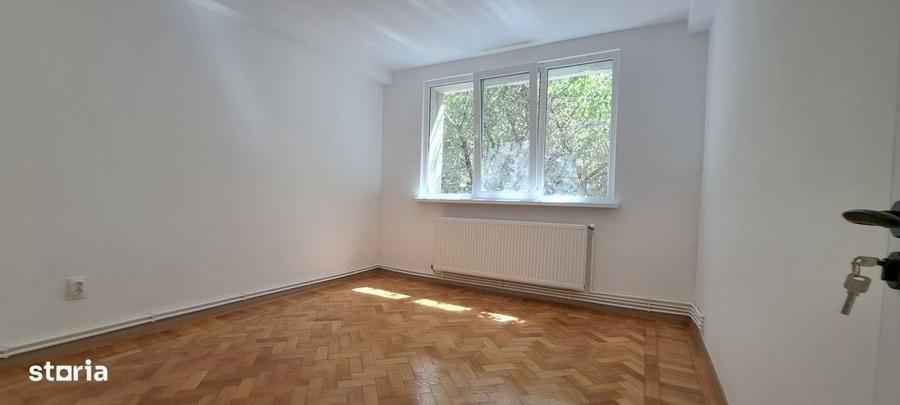 Apartament cu 2 camere semidecomandat în Țiglina 1
