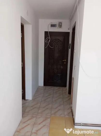 Garsoniera renovata | Balcon | zona Astra - 2