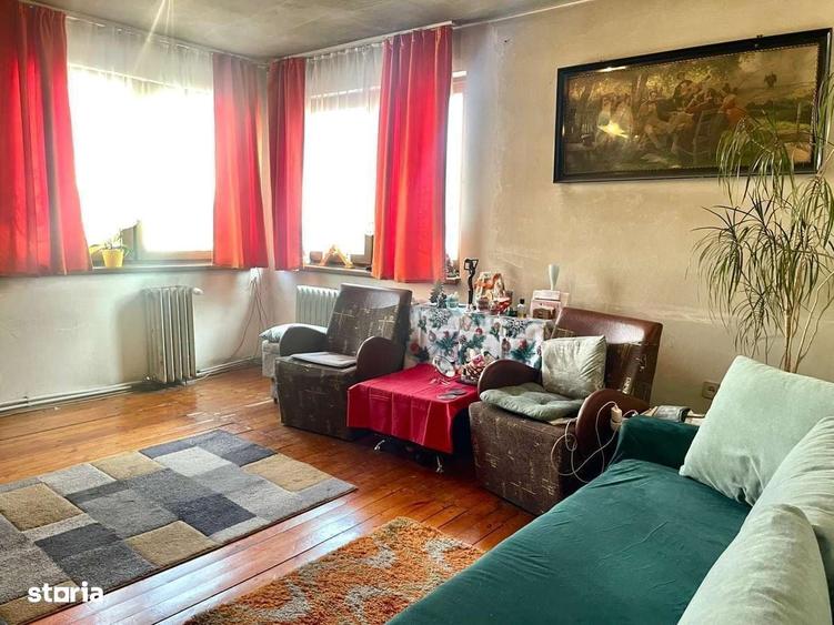 Casă cu 4 camere cu Teren 315 Mp în Gheorgheni