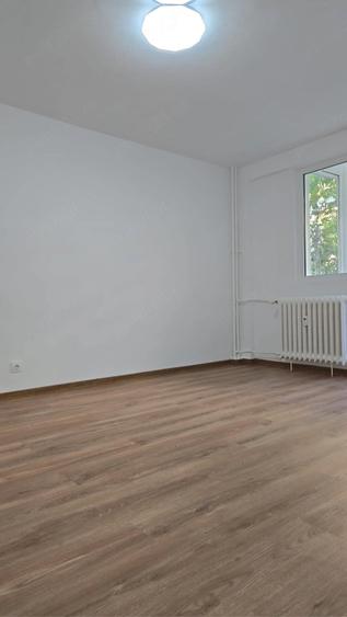 Apartament cu 2 camere decomandat în Doamna Ghica