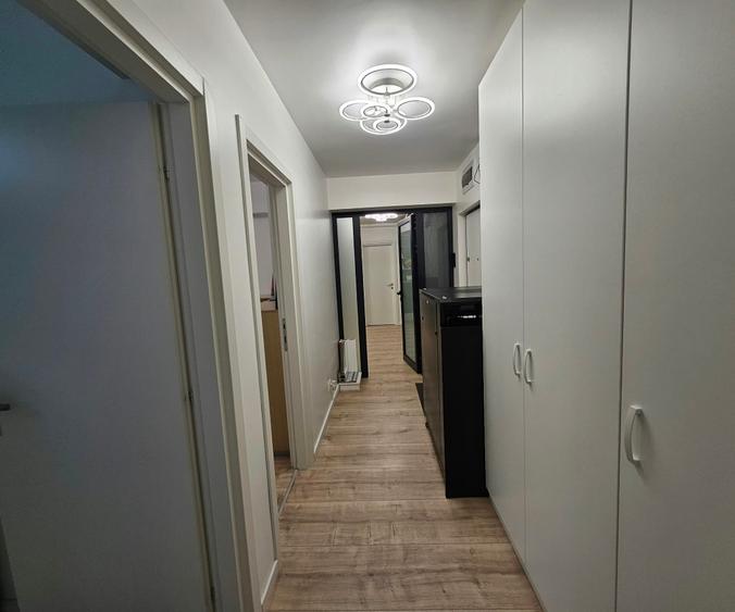 Birou, de 80.300003051758 mp, în Baicului