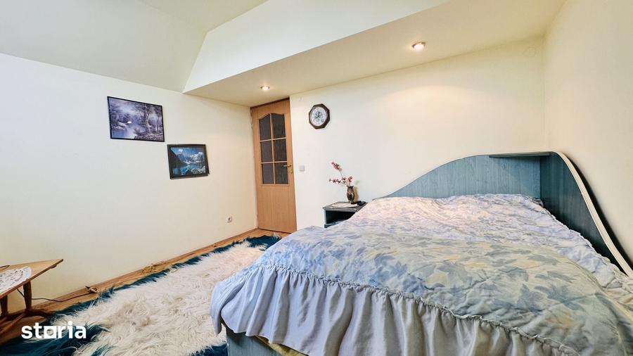 Casă cu 5 camere cu Teren 1800 Mp în Homorâciu