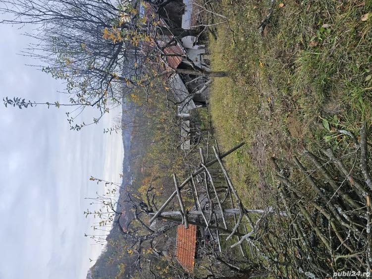 Casă cu 4 camere în Văleni-Dâmbovița