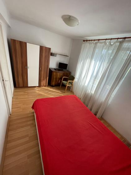 Apartament cu 2 camere nedecomandat în Central