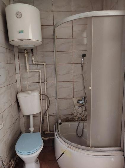 Garsonieră decomandată în Central