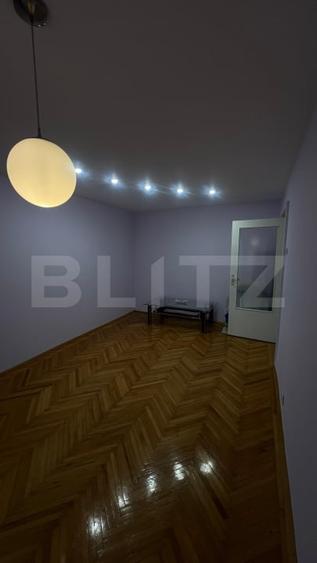 Apartament cu 3 camere decomandat, mobilat în Orăștie