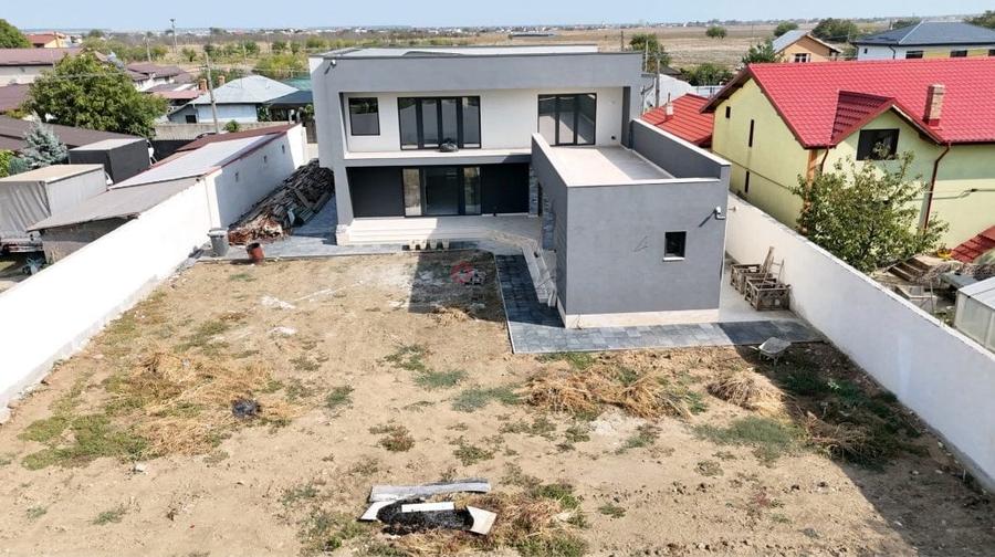 Casă individuală cu 5 camere cu Piscina în Cernica