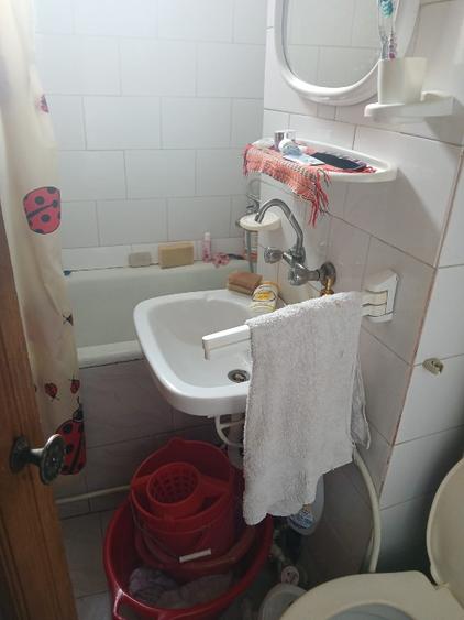 Apartament cu 2 camere decomandat în Dodeni
