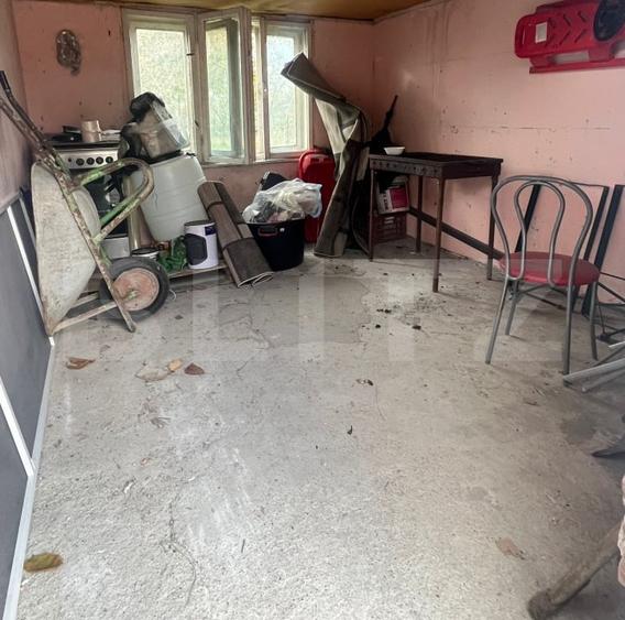 Casă individuală cu 2 camere cu Canalizare în Sud