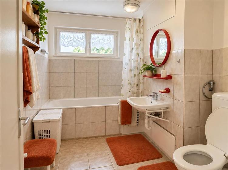 Apartament cu 3 camere semidecomandat în Astra