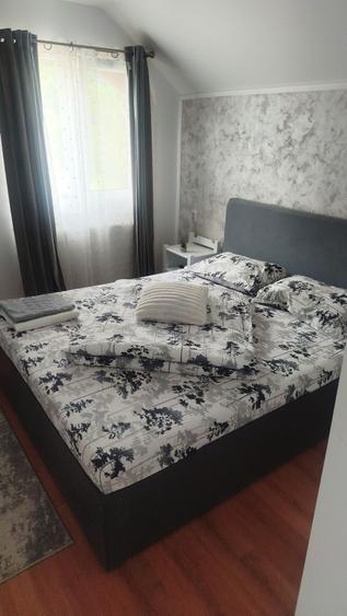 Casă cu 3 camere în Mărișel