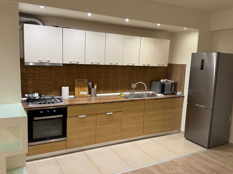 Apartament cu 3 camere decomandat în Nord