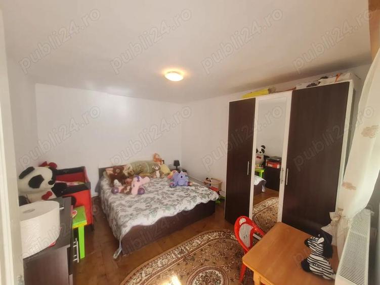 Casă cu 4 camere în Jorăști