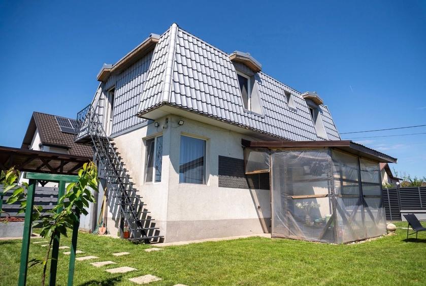 Casă individuală cu 3 camere cu Canalizare în Cocani