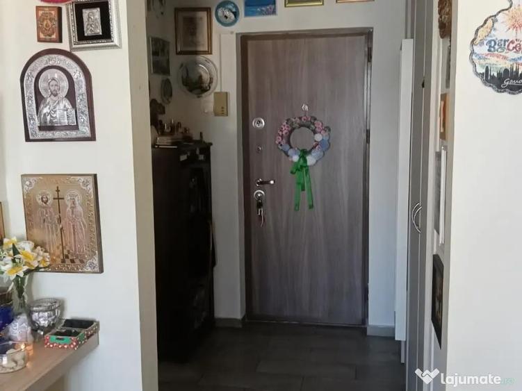 Apartament cu 2 camere semidecomandat, mobilat în Crângași