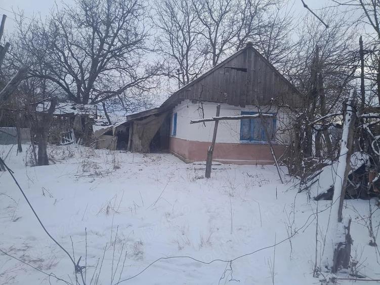 Teren de 2200 mp, în Berești