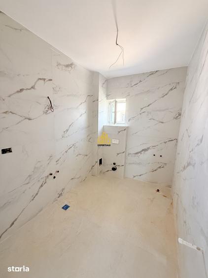 Casă cu 3 camere cu Teren 235 Mp în Central