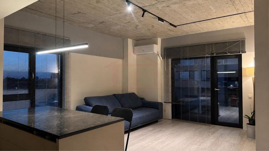 Apartament cu 4 camere în Faleză