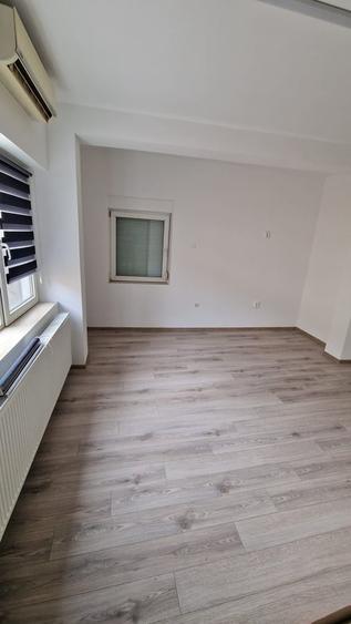 Casă cu 4 camere cu Teren 131 Mp în Gara de Nord