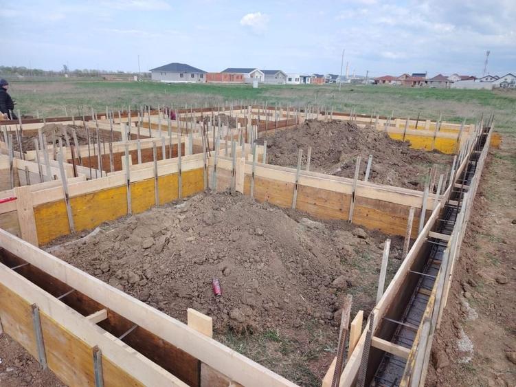 Casă cu 3 camere în Sântandrei