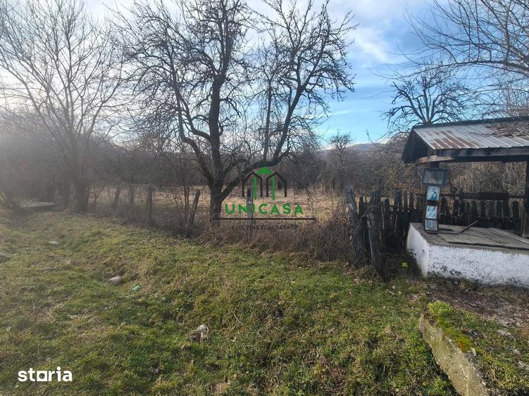 Teren de 813 mp, în Dăești