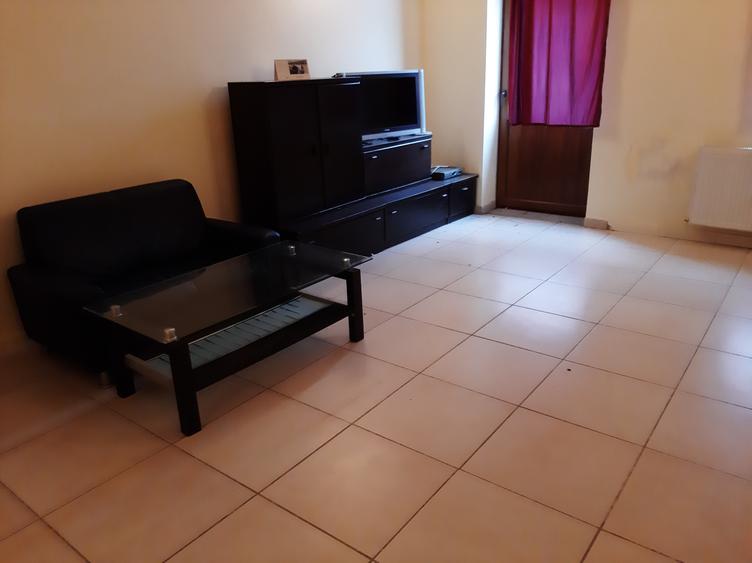 Vand apartament la casa 5 camere central Piata Catedralei - 15