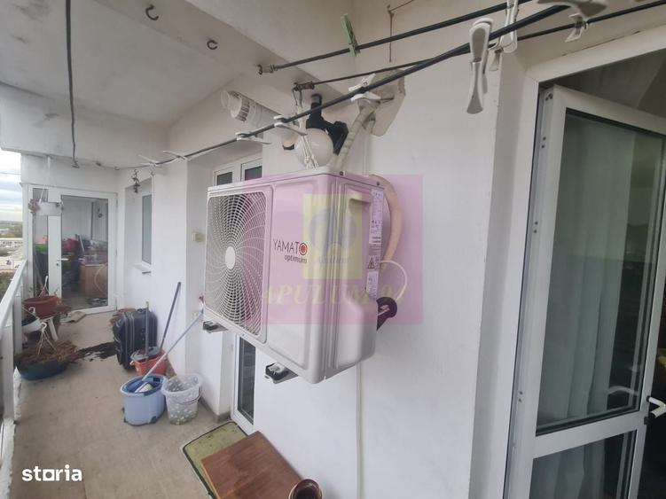 Apartament cu 3 camere decomandat în Cuza