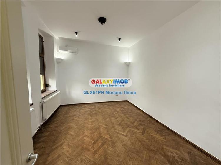 Casă cu 7 camere cu Teren 438 Mp în Ultracentral