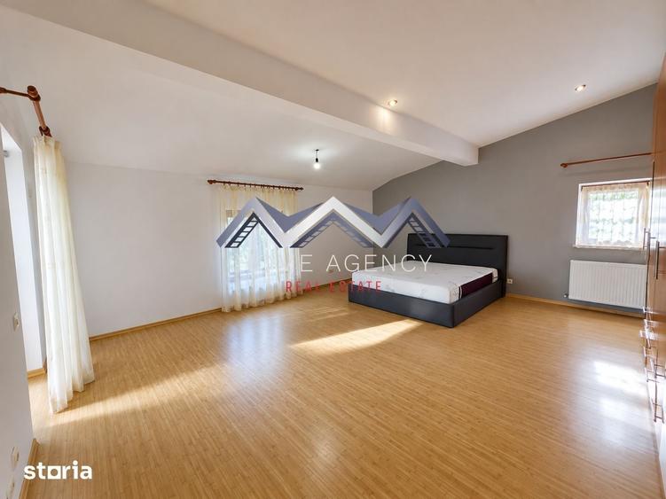 Casă cu 5 camere cu Teren 650 Mp în Central