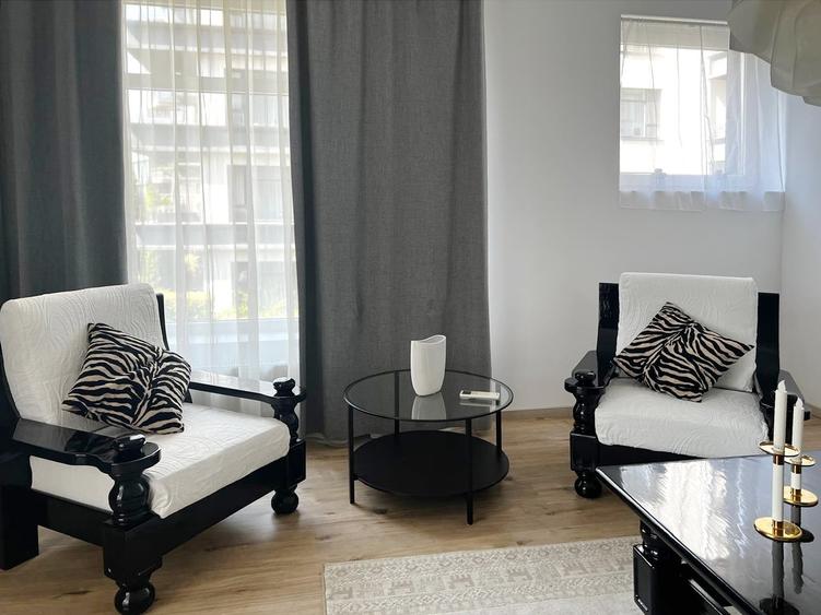 Apartament cu 3 camere decomandat în Floreasca