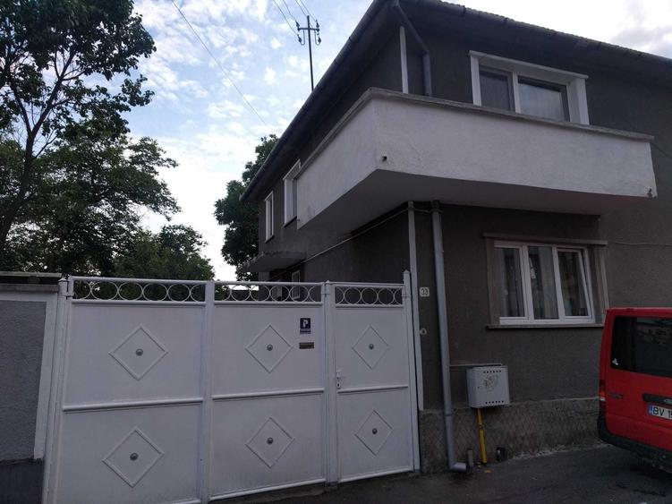 Casă cu 2 camere cu Teren 166 Mp în Bartolomeu
