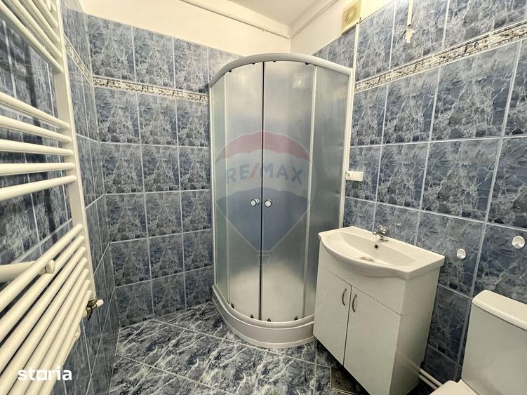 Apartament cu 3 camere semidecomandat în Nord