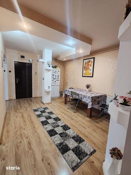 Apartament cu 4 camere decomandat în Gării