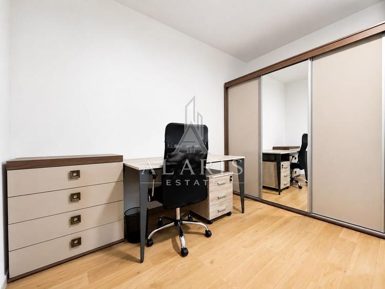 Apartament cu 3 camere semidecomandat, mobilat în Take Ionescu