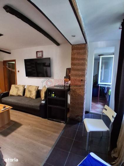 Apartament cu 2 camere semidecomandat în Berceni