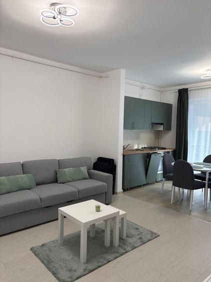Apartament cu 2 camere decomandat în Titan
