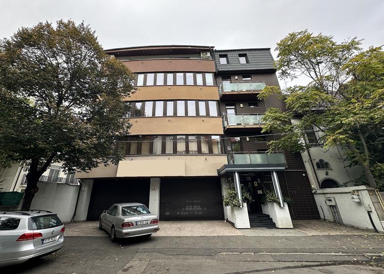 Spațiu comercial, de 870 mp, în Cotroceni