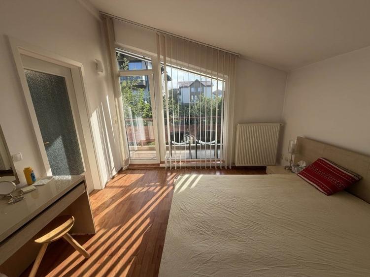 Casă cu 5 camere cu Teren 250 Mp în Central