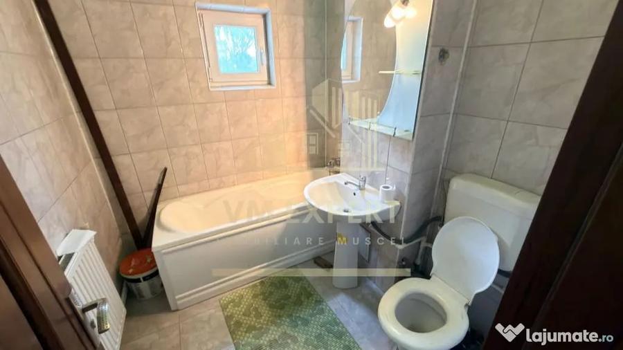 Apartament cu 2 camere decomandat în Central