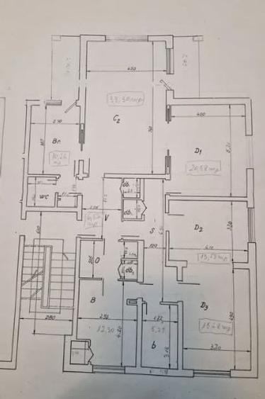 Apartament cu 5 camere decomandat, mobilat în Cotroceni