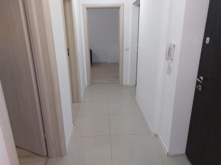 Apartament cu 3 camere decomandat în Militari